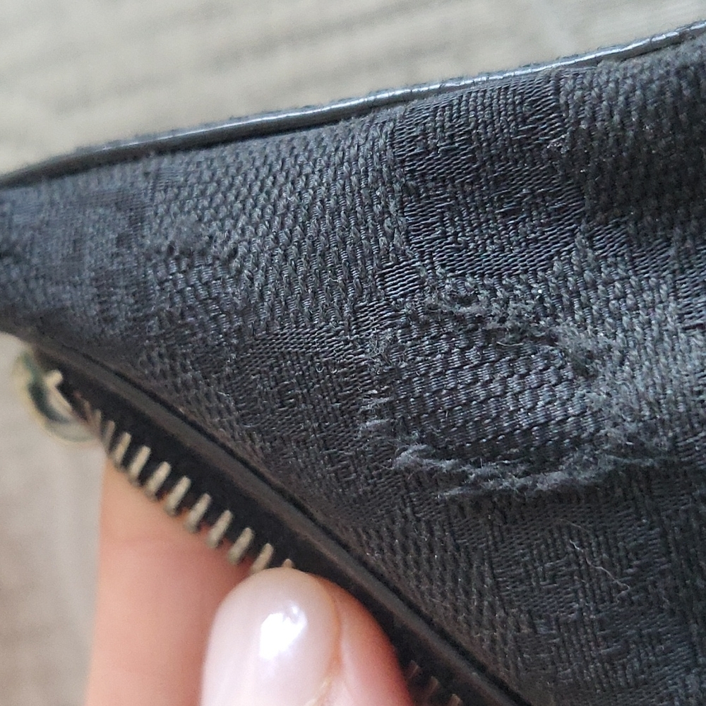 Authentic Gucci bag, black leather & fabric - used - Picture 9 of 16